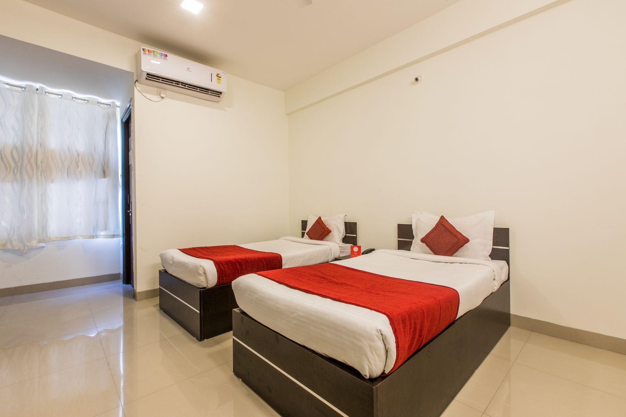 Fabhotel Prime Om Epic Vijay Nagar Индаур Экстерьер фото