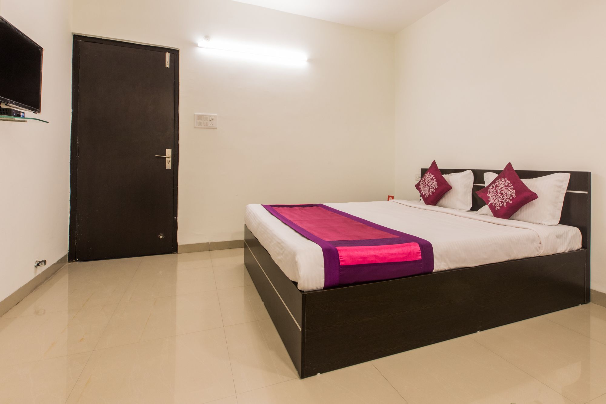Fabhotel Prime Om Epic Vijay Nagar Индаур Экстерьер фото
